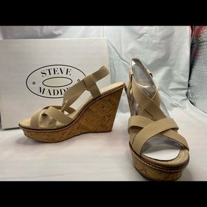 Steve Madden Wedge sandals